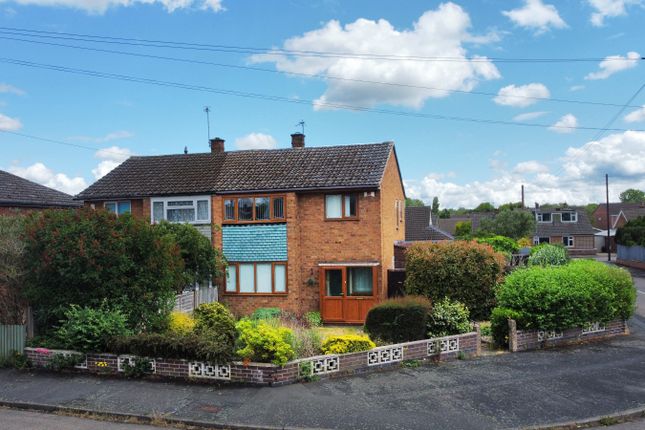 Blenheim Road, Birstall, Leicester, LE4 3 bed semi