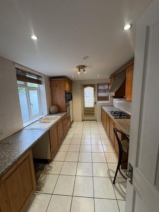 3 bed terraced house