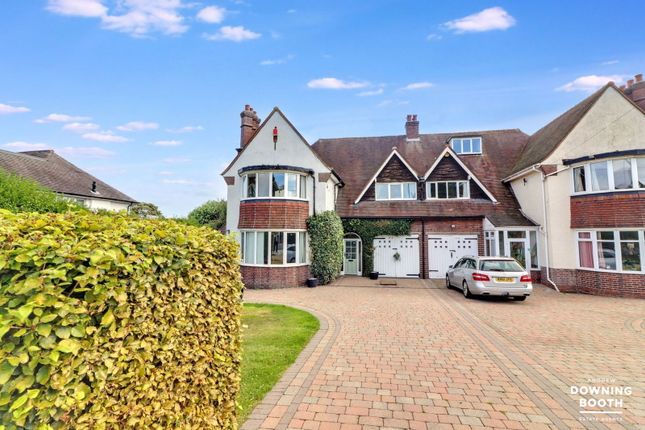 4 bedroom semi-detached house for sale
