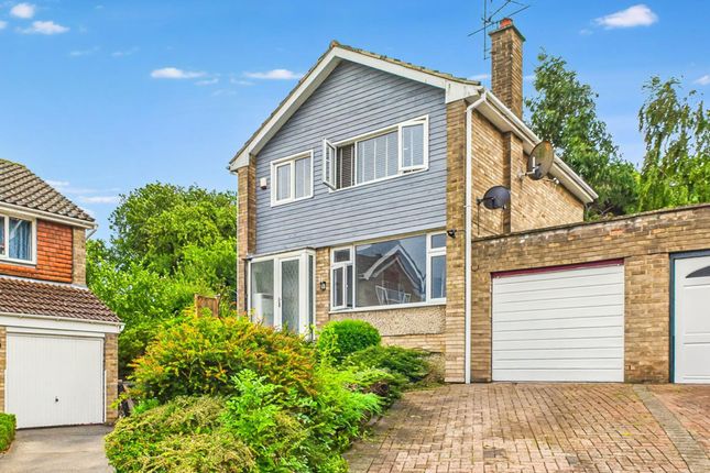 Byrne Court, Arnold, Nottingham 3 bed link detached house for sale