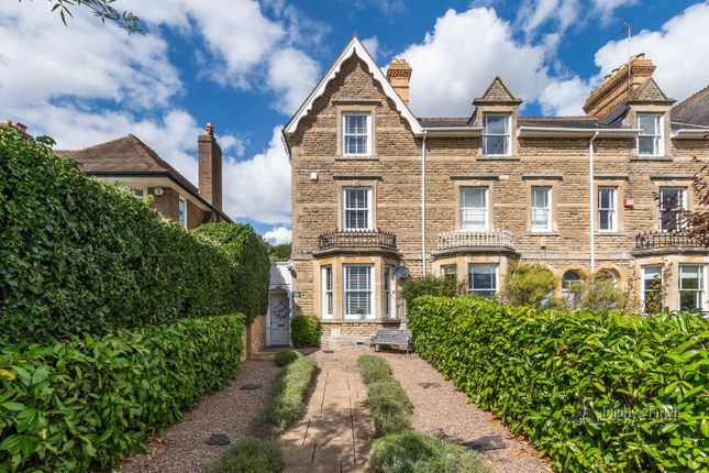 Tinwell Road, Stamford, Lincolnshire 4 bed terraced house for sale