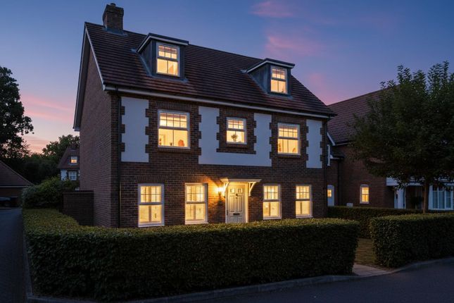 Buttinghill Drive, Cuckfield 5 bed detached house for sale