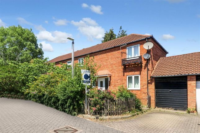 Innholder Court, Neath Hill, Milton... 3 bed semi