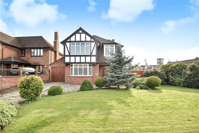Fairfield Road, Uxbridge 4 bed detached house for sale
