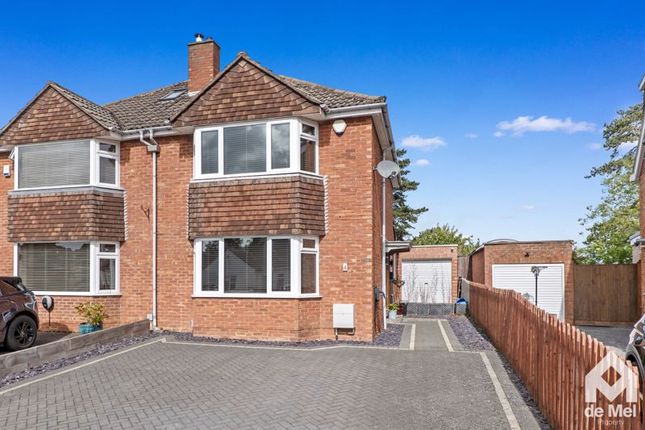 3 bedroom semi-detached house for sale