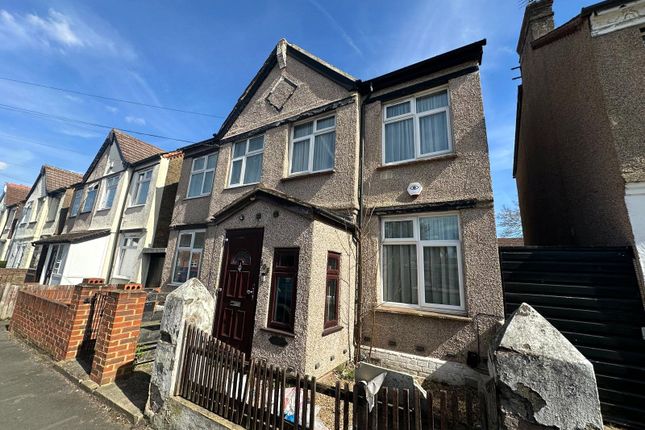 Waterloo Road, Hillingdon, Greater... 5 bed semi