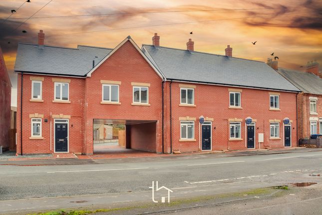 High Street, Leicester LE9 8 bed townhouse for sale