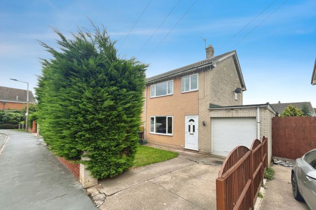 Gresley Avenue, Bawtry, Doncaster 3 bed semi