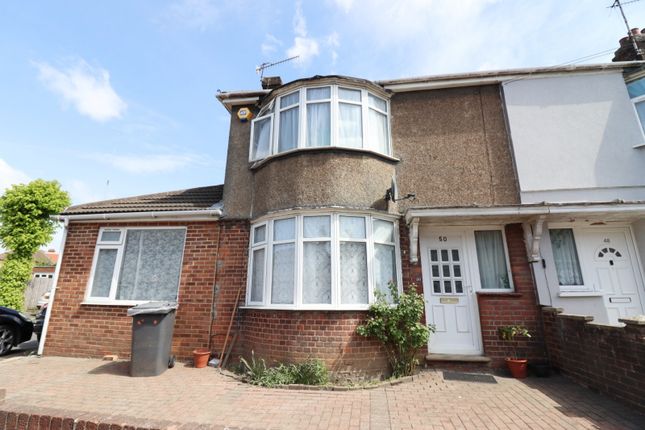 Kingsway LU4 3 bed end of terrace house for sale