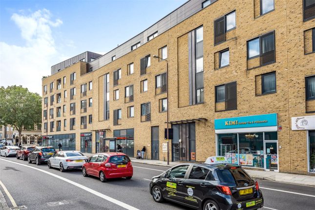 Blackwall Lane, Greenwich, London, SE10 1 bed apartment for sale