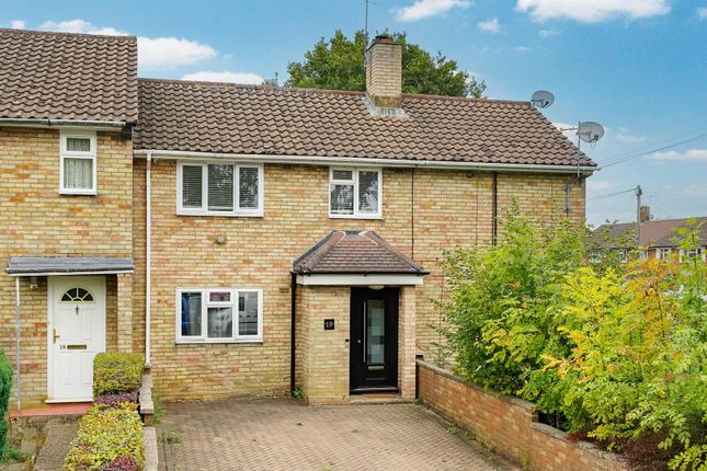 Chardins Close, Hemel Hempstead, 3 bed maisonette for sale