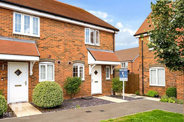 Victory Gardens, Corfe Mullen, BH21 2 bed semi