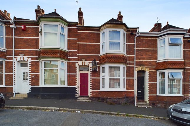 5 bedroom terraced house for sale