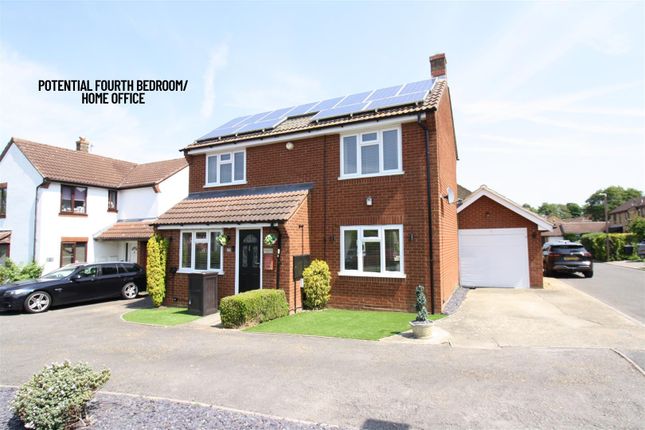 Culmstock Close, Emerson Valley... 3 bed link detached house for sale