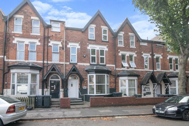 6 bedroom terraced house for sale