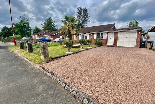 2 bedroom semi-detached bungalow for sale