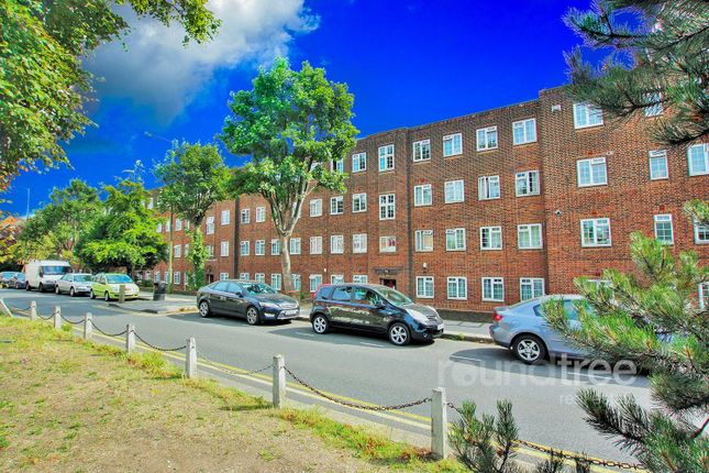 Burnham Court, Brent Street NW4 2 bed apartment for sale