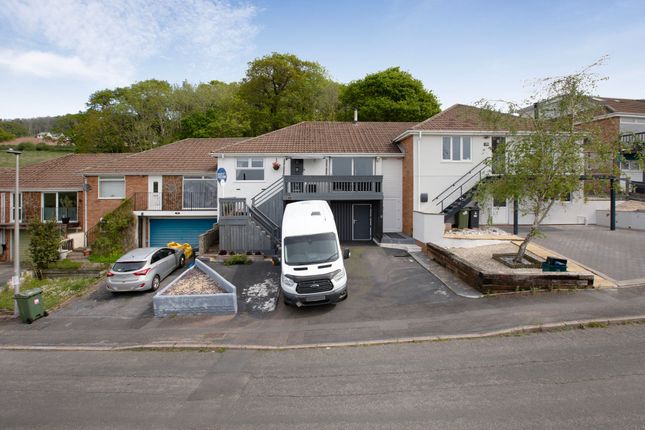 Armada Drive, Teignmouth, TQ14 2 bed terraced house for sale