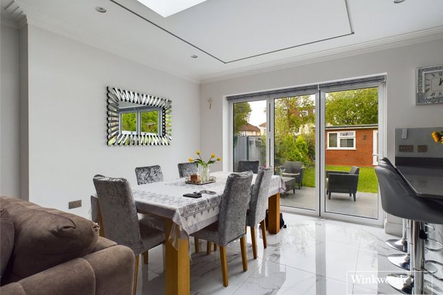 Fairfield Avenue, Middlesex HA8 3 bed semi