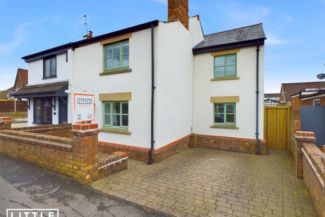 Old Lane, Rainford, WA11 3 bed semi