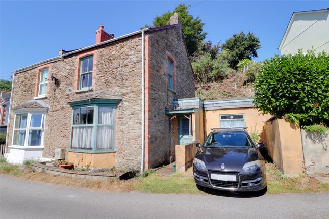 Semi-detached house for sale