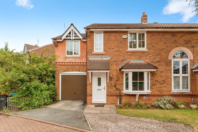 3 bedroom semi-detached house for sale