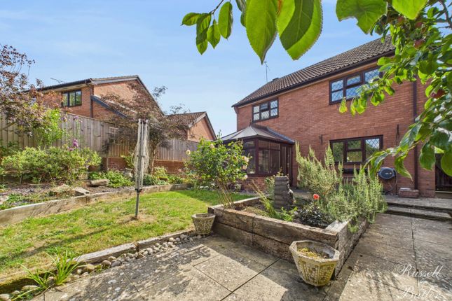 Sycamore Leys, Steeple Claydon 4 bed detached house for sale