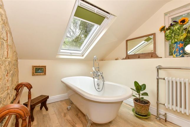 2 bedroom cottage for sale