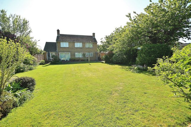 East End, Oxfordshire, OX29 3 bed detached house for sale