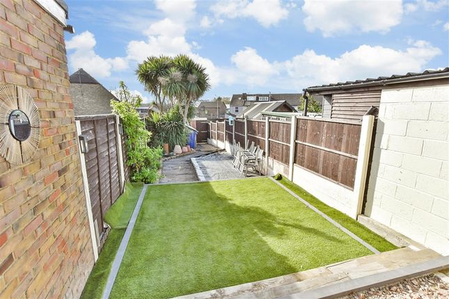 2 bed end terrace house