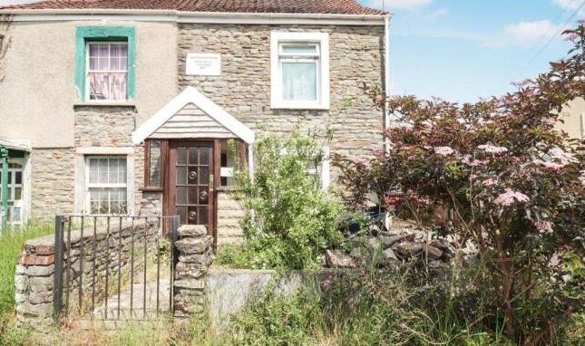 2 bedroom semi-detached house for sale