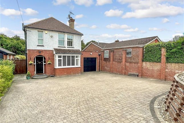 Hartlip Hill, Hartlip, Sittingbourne... 3 bed detached house for sale