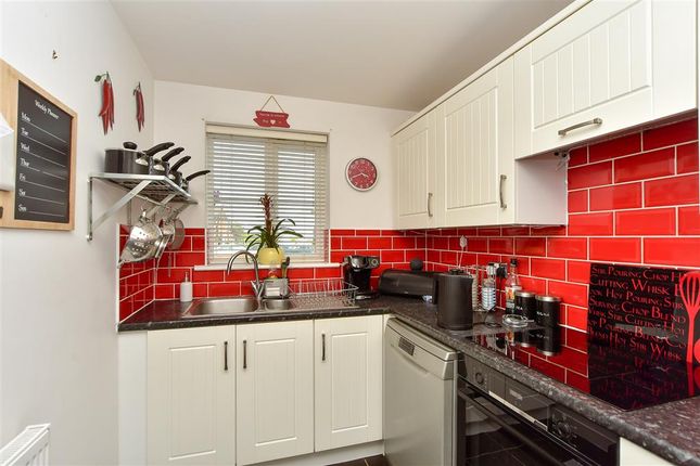 Lloyd Drive, Sittingbourne, Kent 3 bed terraced house for sale