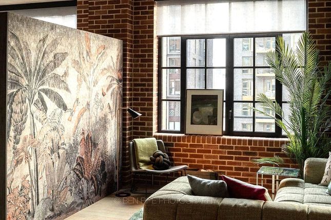 No.8 Harbord Square, Canary Wharf, E14 1 bed apartment for sale