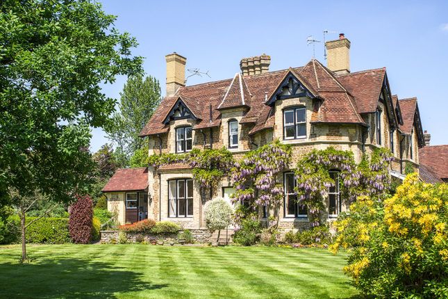 Burford Lodge, Burford Lea, Elstead, GU8 3 bed house for sale