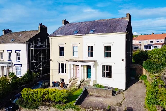 6 bedroom semi-detached house for sale