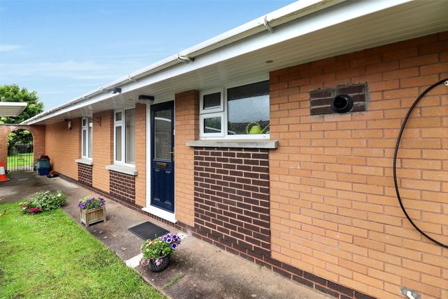 Cooks Cross, South Molton, Devon, EX36 3 bed bungalow for sale