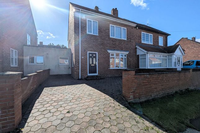 Lumley Avenue, South Shields, NE34 3 bed semi