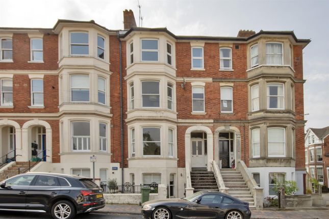Grove Hill Road, Royal Tunbridge Wells 2 bed apartment for sale