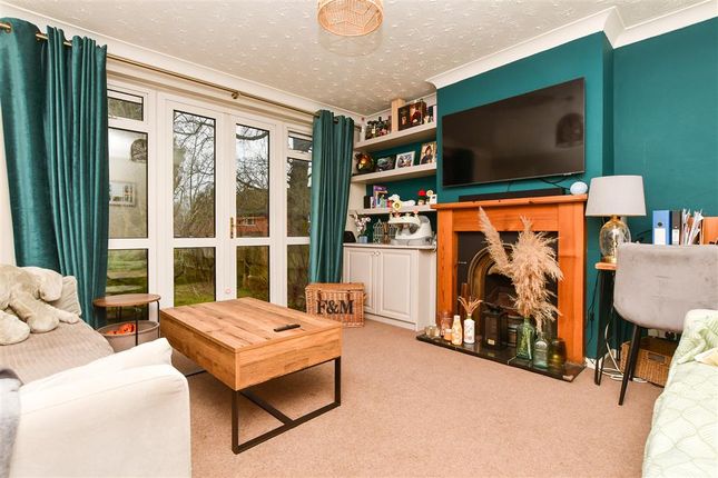 2 bed maisonette