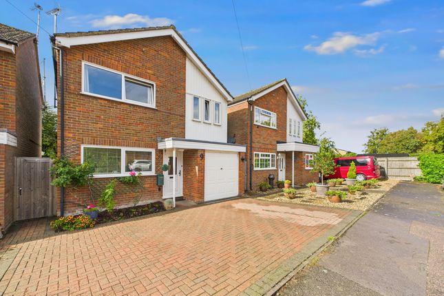 Princes Risborough HP27 4 bed detached house for sale