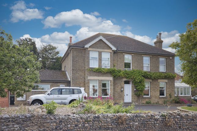 Tothill Street, Minster, Kent, CT12 5 bed detached house for sale