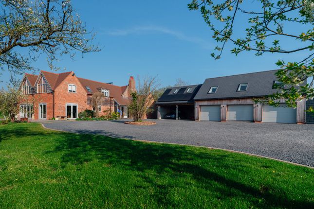 Worcester, Worcestershire 6 bed detached house for sale