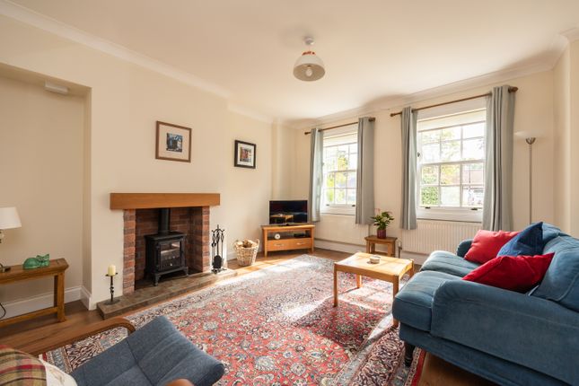 2 bedroom semi-detached bungalow for sale