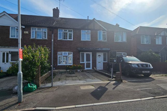 Coronation Road, Hayes, UB3 4JU 3 bed terraced house for sale