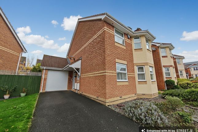 4 bed detached house