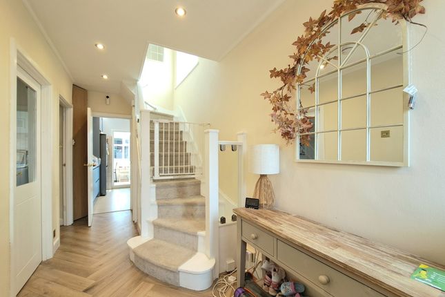 3 bed semi-detached house