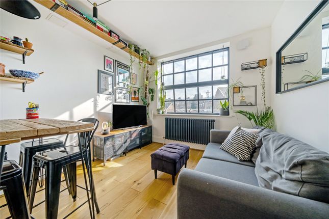 Woodrow, London 1 bed apartment for sale