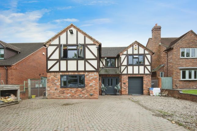 4 bed detached house