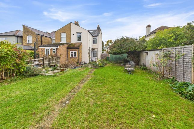 Nelson Road, Windsor, Berkshire, SL4 3 bed semi